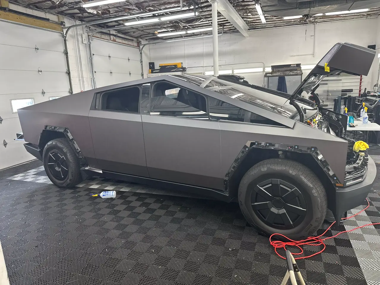 Tesla Cybertruck in color PPF